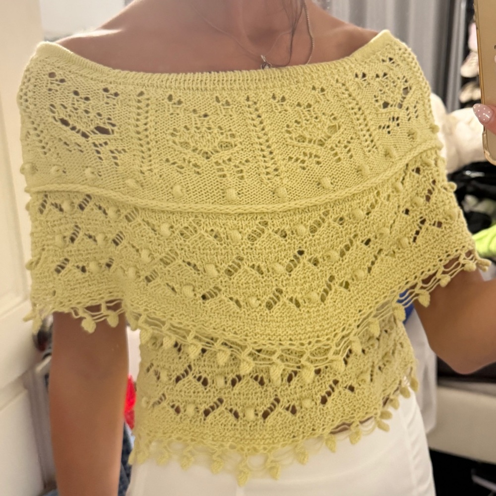 Elegant Off-Shoulder Knit Sweater - Butter Yellow